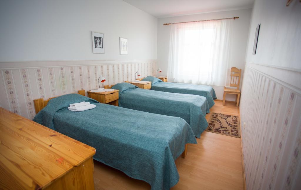 Katariina Guesthouse Раквере Екстер'єр фото