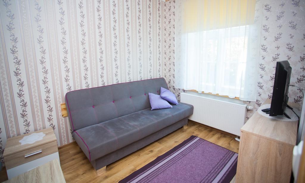 Katariina Guesthouse Раквере Екстер'єр фото