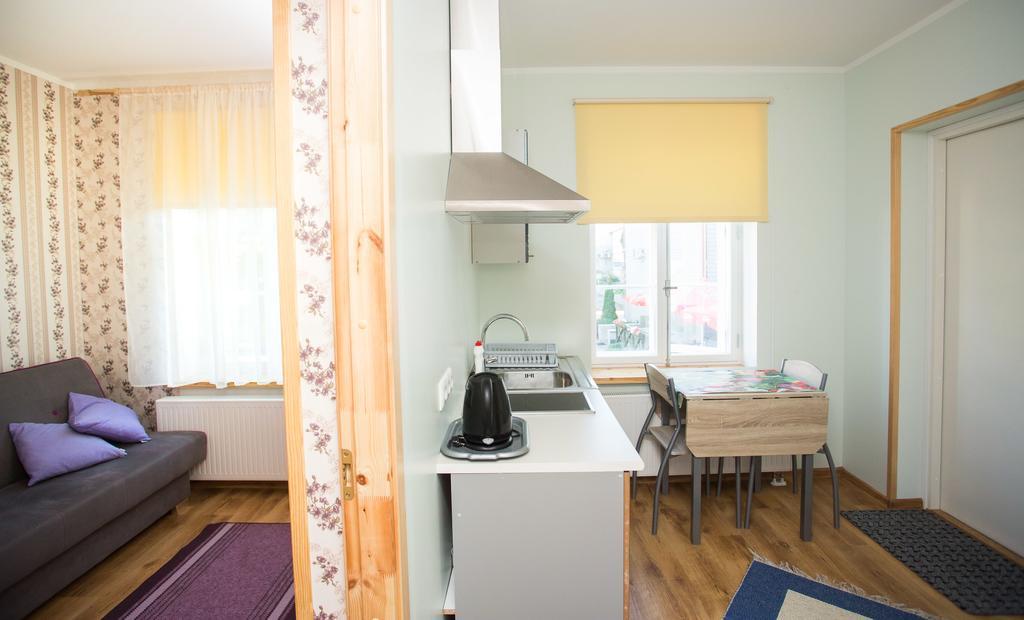 Katariina Guesthouse Раквере Екстер'єр фото