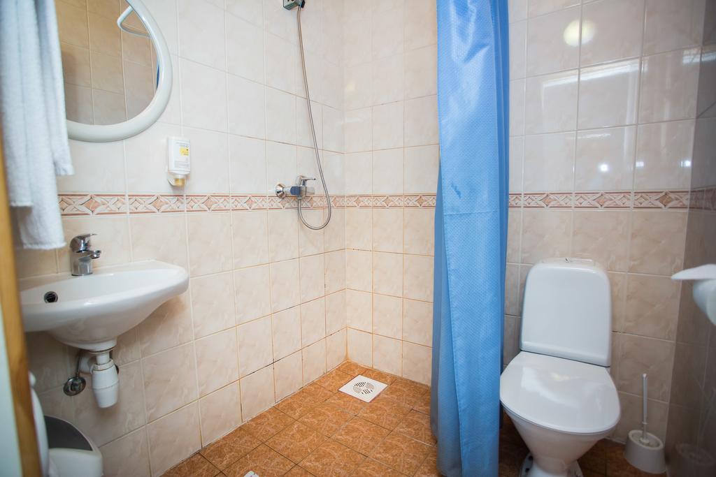 Katariina Guesthouse Раквере Екстер'єр фото