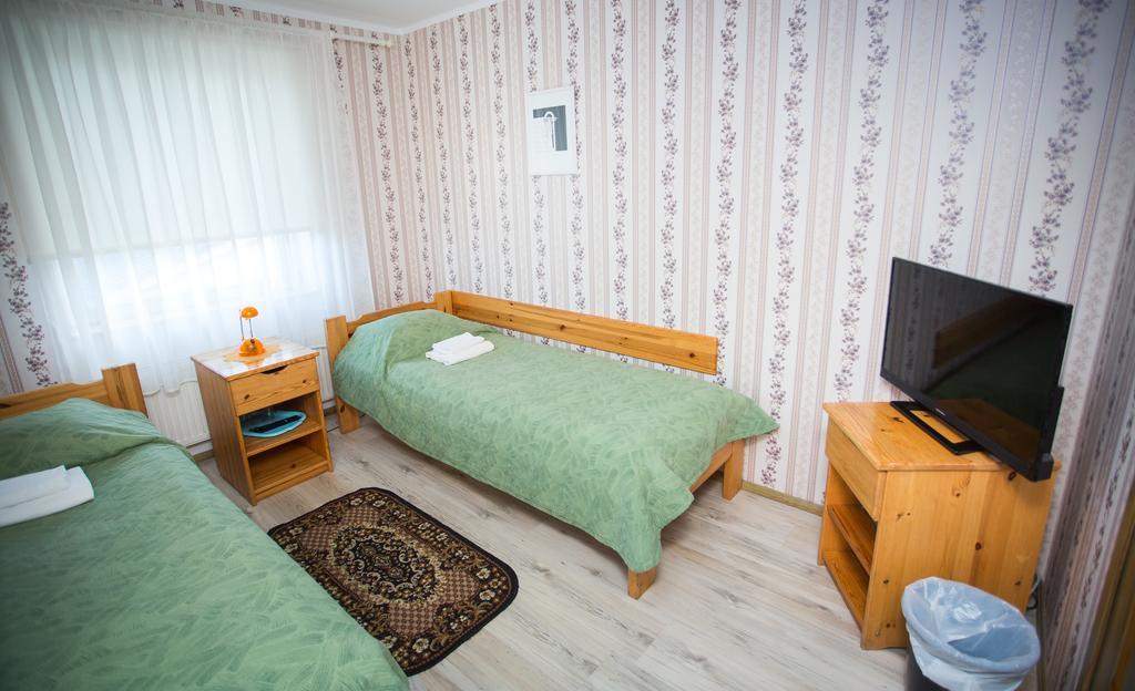Katariina Guesthouse Раквере Екстер'єр фото